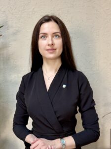 Елена Иванова