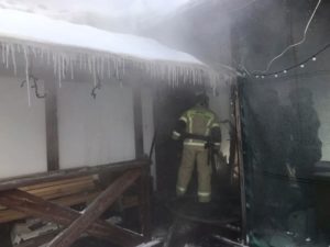 пожар на ул Горького в Сухом Логу