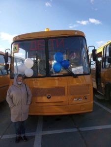 Сухой Лог получил 2 новых школьных автобуса