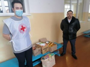 новопышминцы присоединились к сбору гуманитарной помощи для населения ДНР и ЛНР
