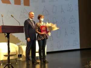 Корреспондент Ольга Демина награждена Почетной грамотой Губернатора.
