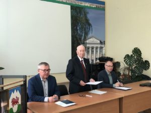 Пленум открыл председатель совета ветерановАнатолий Кыштымов