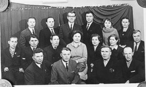 Делегаты 3-й партийной конференции (г. Сухой Лог). Анатолий Быков – третий справа в третьем ряду,1968 г.