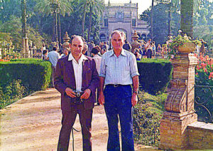 В. Селезнев (справа) в заграничной поездке – круизе по странам Европы, 1977 г.