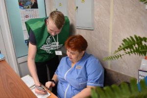 Волонтер проекта«Формирование
комфортной городской
среды» в Сухоложской
районной больнице